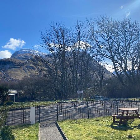 Victoria House Bed And Breakfast Fort William Buitenkant foto