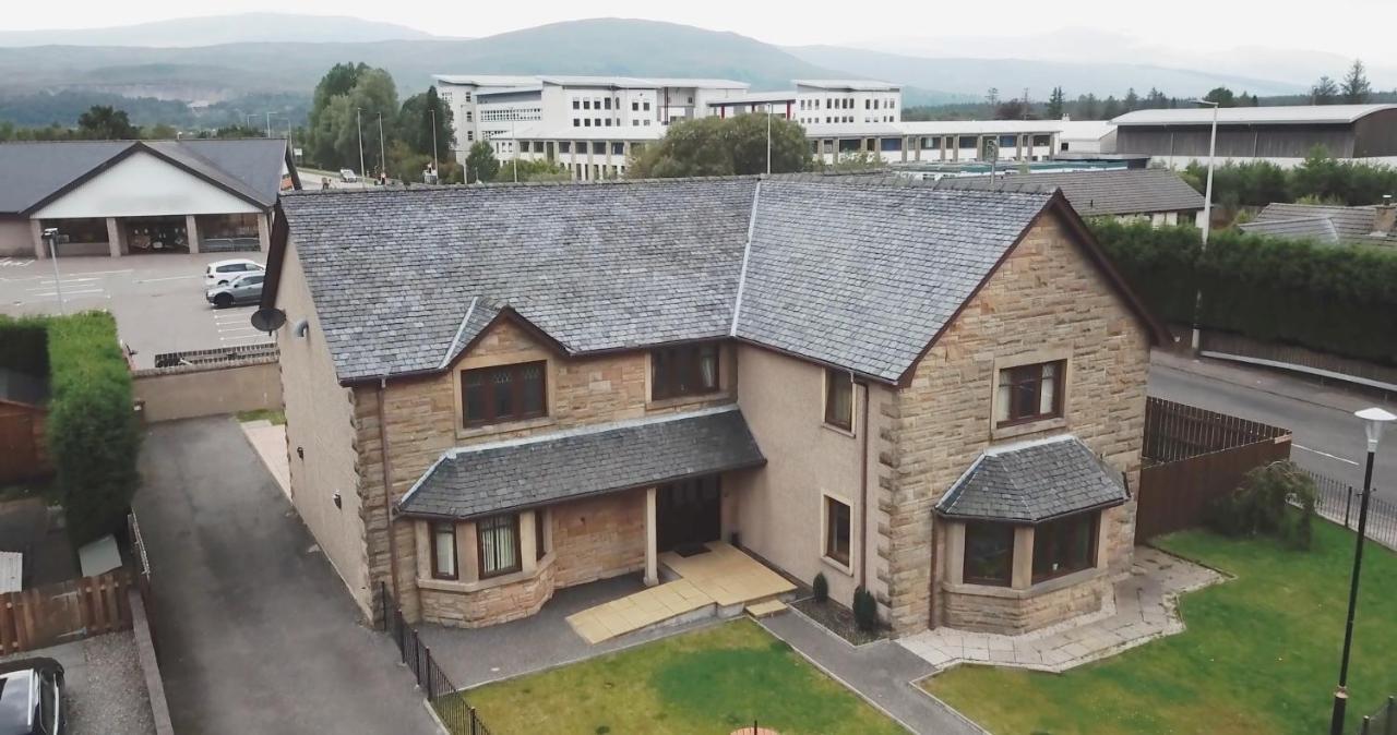 Victoria House Bed And Breakfast Fort William Buitenkant foto
