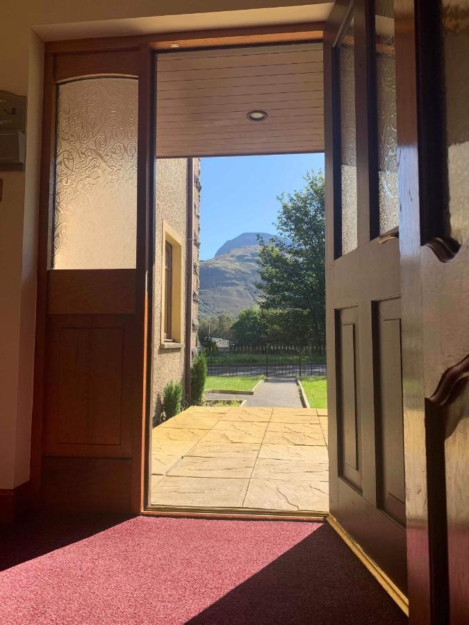 Victoria House Bed And Breakfast Fort William Buitenkant foto